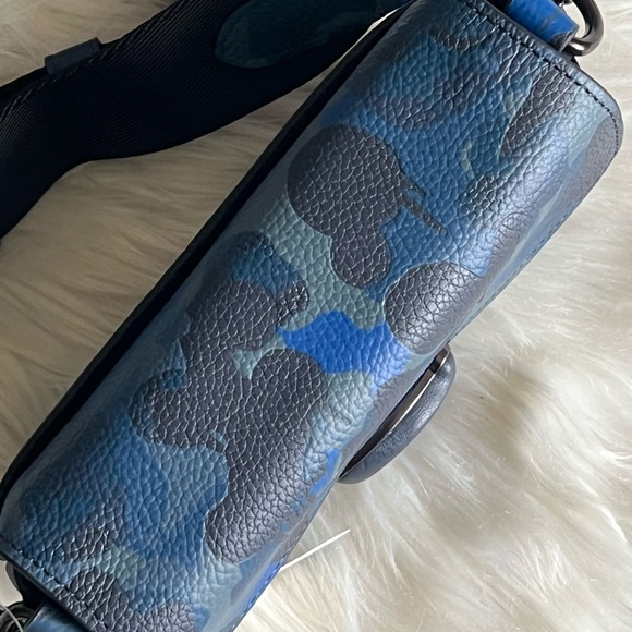 💰SOLD - CC104 - Coach Soft Tabby Crossbody 18 with Camo Print - Picture 7 of 12